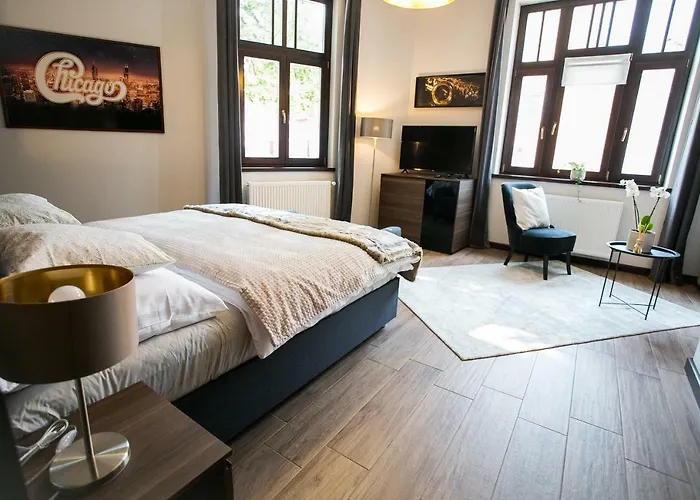 B&B Chicago Vendeghaz